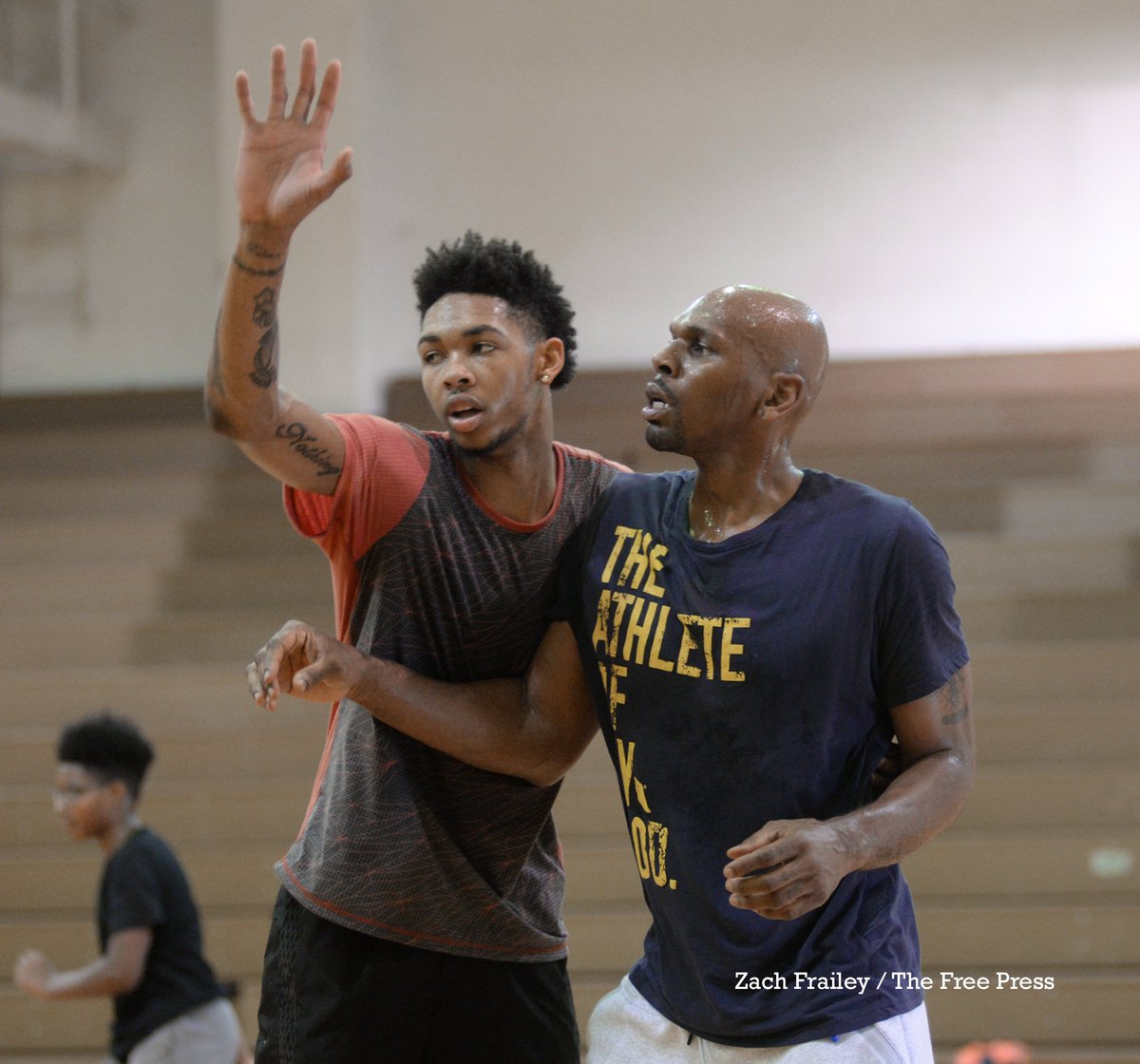 ZachFrailey's tweet photo. Only in Kinston do you come across a @B_Ingram13 vs. @jerrystackhouse pickup game. https://t.co/fWeqqf7Blz