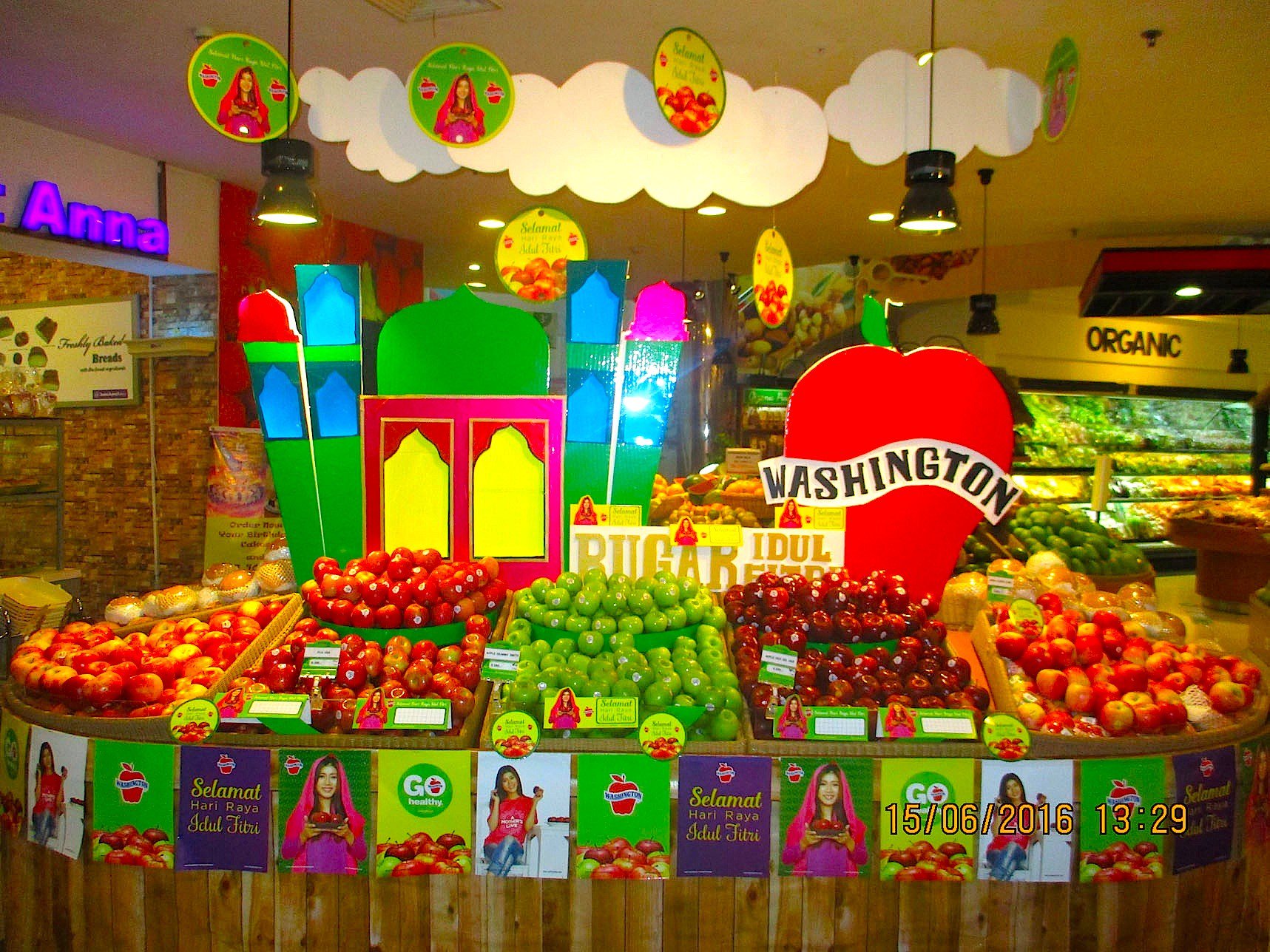 Washington Apple Commission on Twitter "Check out this retail