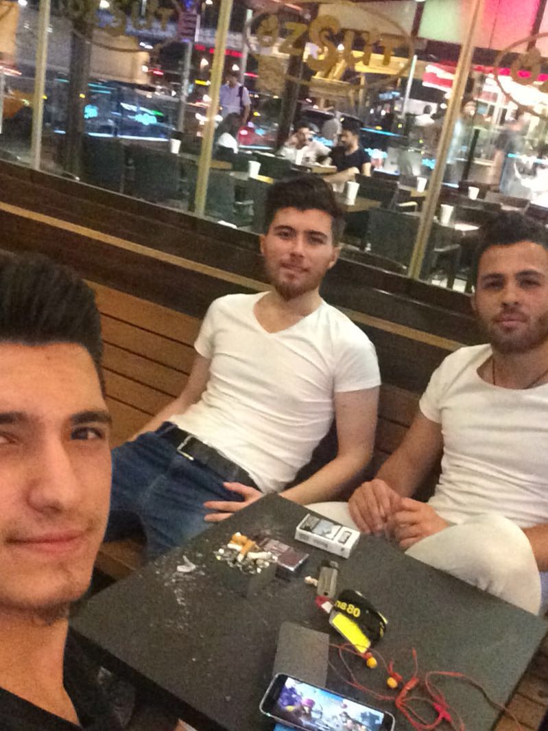 alkolikclan's tweet photo. Savaş keyfie 😁 #clashofclans #alkolikhareket #tayfa https://t.co/fgyaPA2CDN