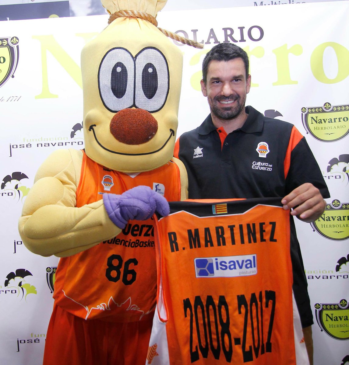 PamVBC's tweet photo. Capi.
Feliz.
:) https://t.co/25qU8BmgCT