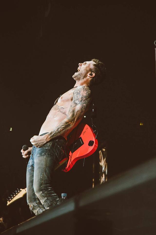 maroon5's tweet image. #FridayFeeling