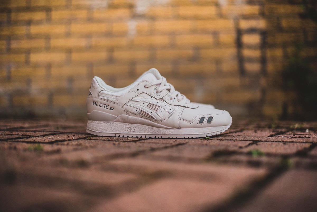 asics gel lyte iii whisper pink