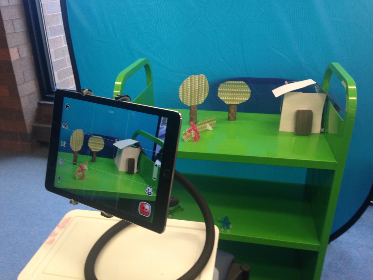 eclibraryteens's tweet photo. Stop-Motion Animation at MakerCamp!  Check out the next MakerCamp Thursday the 7th from 2-3:30!  #campreadaway https://t.co/qFwegjoqBC