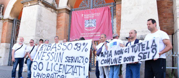 NutEnjoy's tweet photo. Lavoratori #CimiteriCapitolini
#AmaRoma #RomaMultiservizi #RomaCapitale
--> omniroma https://t.co/lsl152MFMS <-- https://t.co/2F2966Pujb