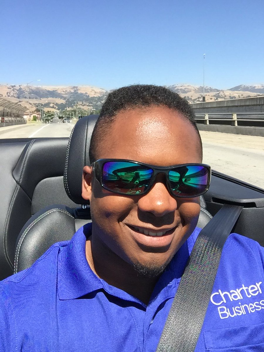 ogtherealone's tweet photo. I don't think they're used to seeing black people driving in convertibles here. #gettingweirdlooks hahahaha https://t.co/LjkK7oW05B