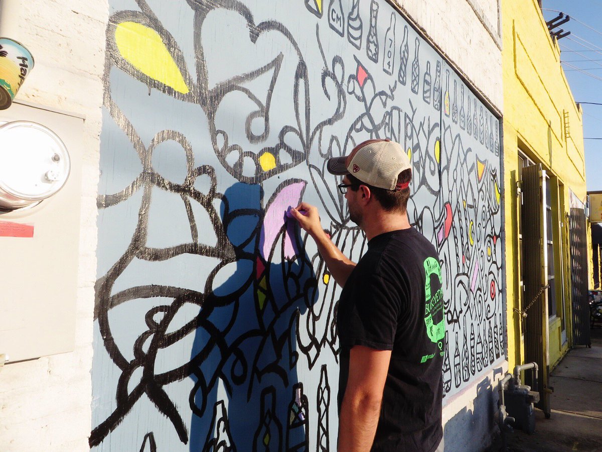 Simplicity_LC's tweet image. Pretty awesome seeing people react to this mural! #charlotte #coloringbookwall #adultcoloring #southend