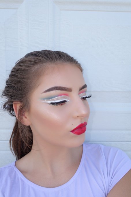 Watch Shelby's leaked NSFW photo on TwXstars