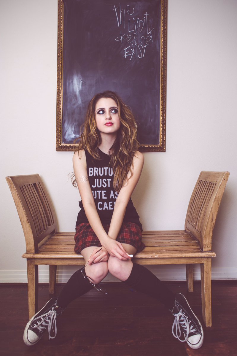 lauramarano's tweet photo. Happy #5YearsNKD !!! This was one of my favorite photo shoots, and I absolutely adore you @CatherinePowell https://t.co/z0hTZ5tpHF