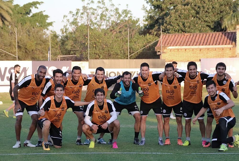 AREAFRANJEADA's tweet photo. #OLIMPIA activo esta tarde con miras al partido de mañana vs Independiente de CG vía @elClubOlimpia https://t.co/qMfHQ5Vw7n