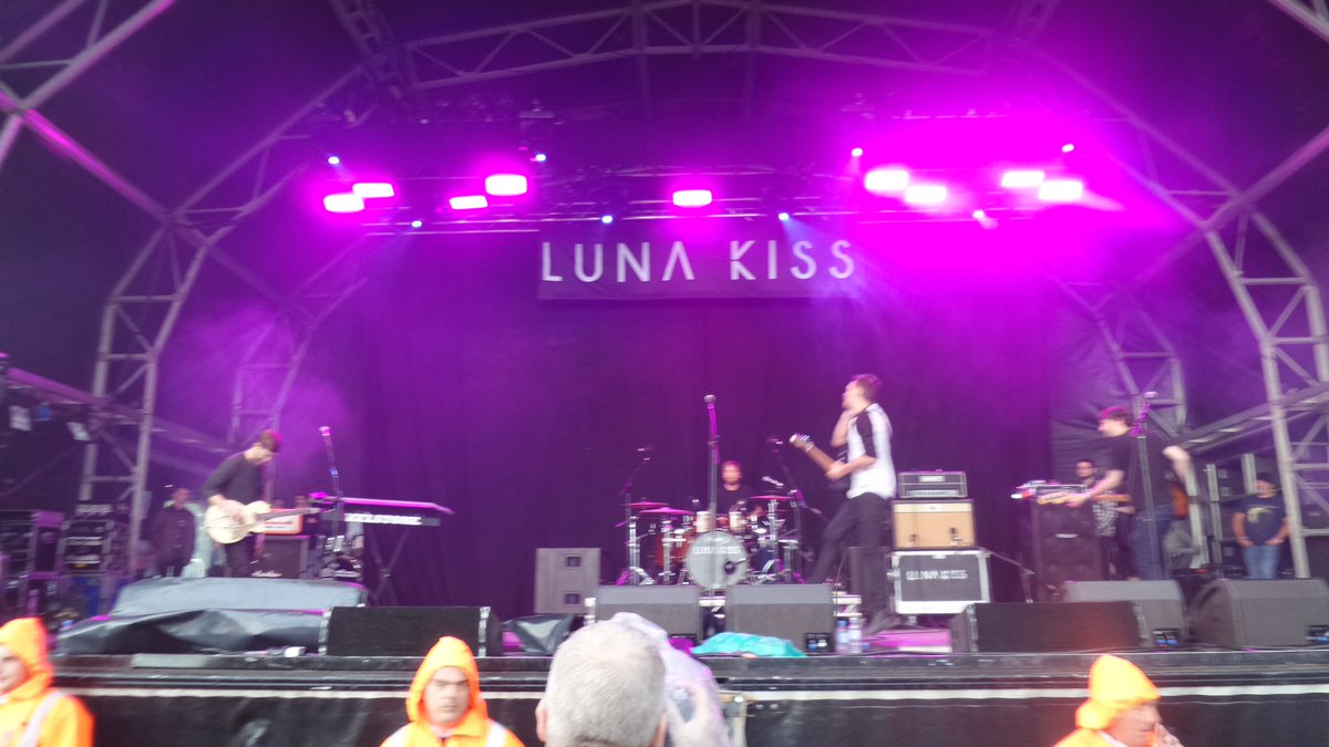 Laurie 🫶🏻 tweet media