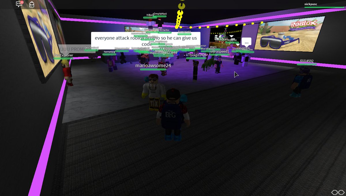 LandinnSamurai's tweet image. Just chilling at the hangout #ROBLOXPromo