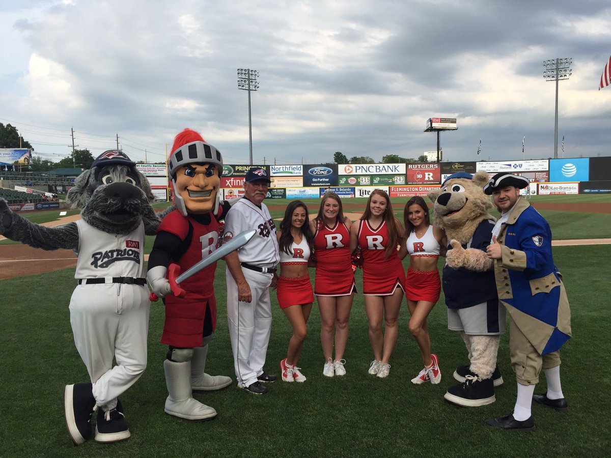 RUAthletics's tweet photo. .@RUScarletKnight found some of his friends at the @SOMPatriots game! https://t.co/FwOASeWZBO