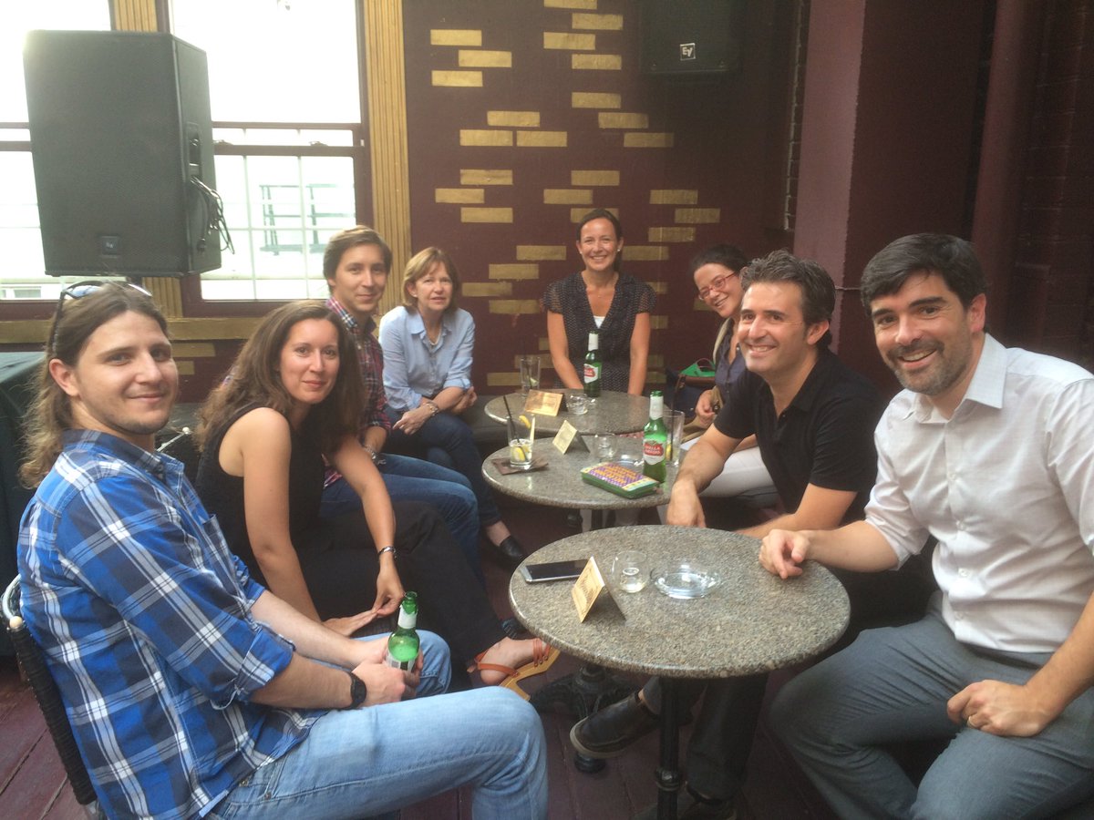 comunidadECUSA's tweet photo. "Arreglando" la ciencia en DC #ECUSADC #CañaALaCiencia https://t.co/i5C9AZ7tvW