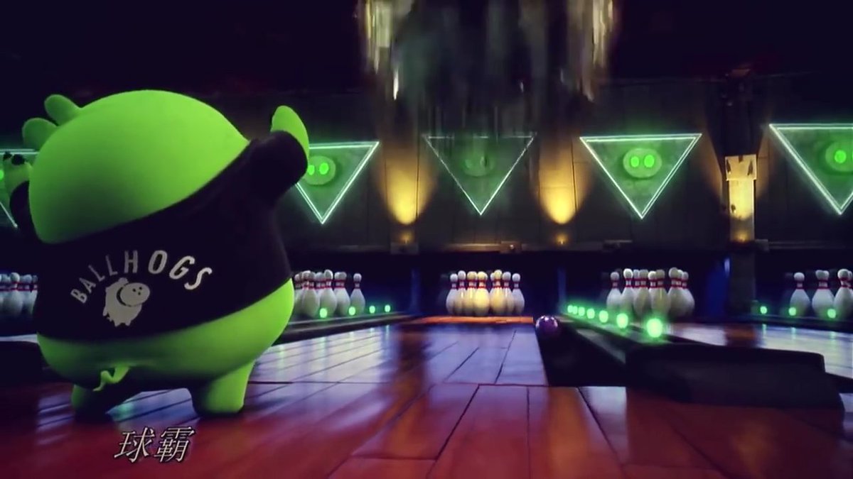 AngryBattlecry's tweet photo. When you see it, this pig just doing for gutter ball. But, the bowling alley has damaged by rock. #AngryBirdsMovie https://t.co/b3duJ0OzIq