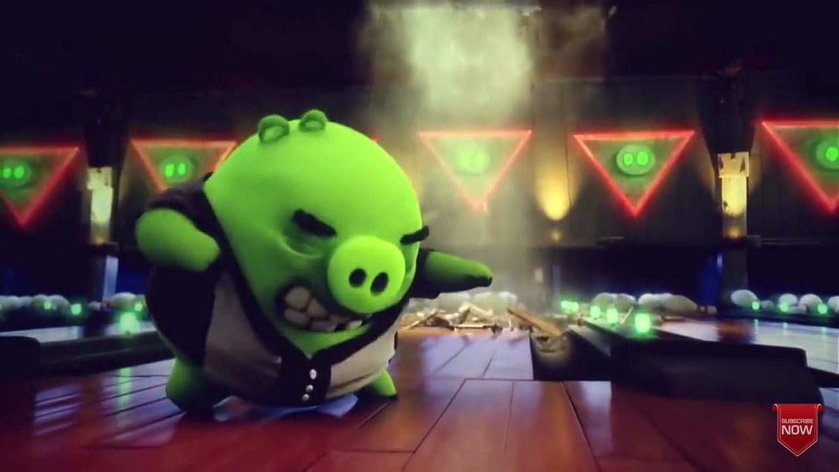AngryBattlecry's tweet photo. When you see it, this pig just doing for gutter ball. But, the bowling alley has damaged by rock. #AngryBirdsMovie https://t.co/b3duJ0OzIq