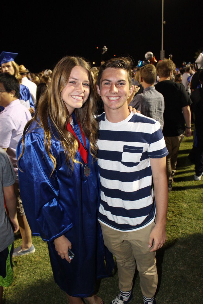 kristensmith_'s tweet photo. Hey hay hay happy 18th❤️ https://t.co/9paeze88HX