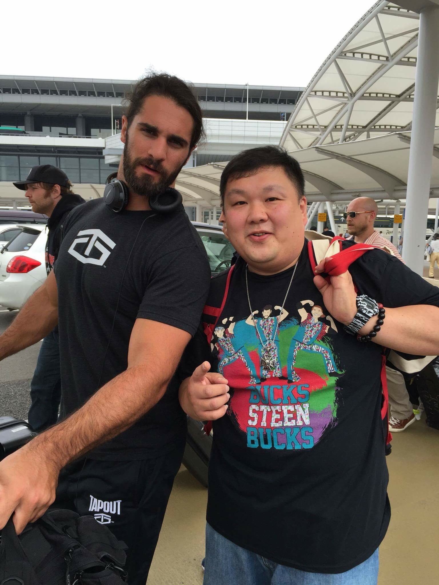 Fat Ass Masa Being The Elite Aew 町田ヒットパレード店長 Wweスーパースター セス ロリンズ Amp ドルフ ジグラー Amp タイタス オニール Amp ナタリア選手と記念撮影 嬉しいなぁ もう大興奮 T Co R4wlj9ur45 Twitter