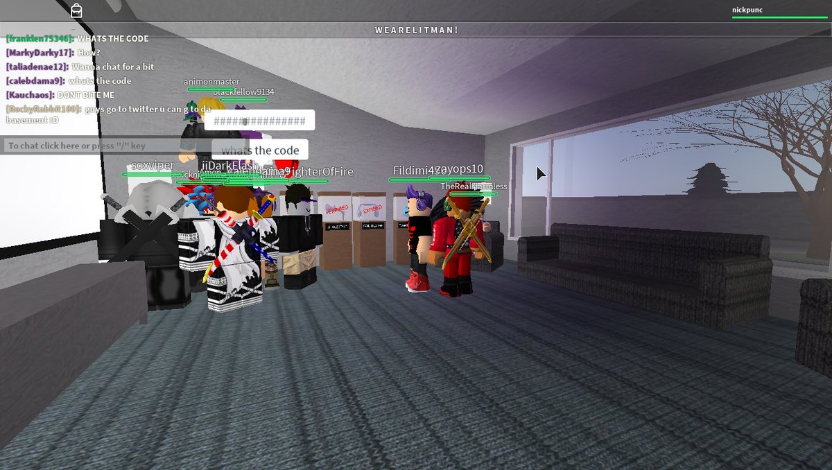 LandinnSamurai's tweet image. At da howse #ROBLOXPromo