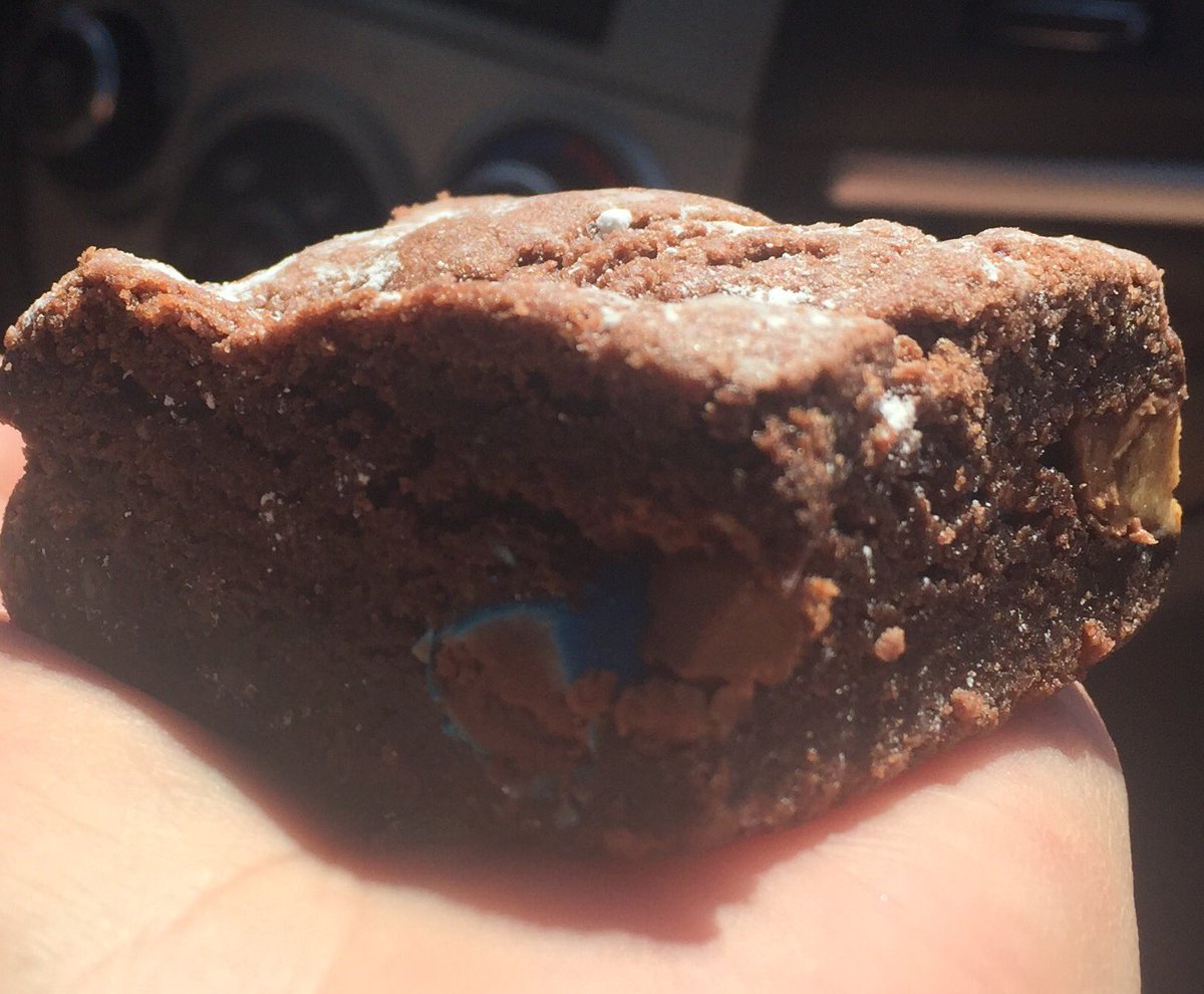 ADVGIRL2015's tweet photo. Got milk? Crazy Brownies w/ Rolo's, Reese's Cups, and M&M's are making me thirsty! #roadsnack #gotmilk #whyIride https://t.co/p7QKhtWpxV