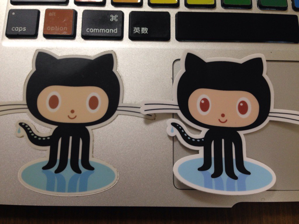M_Ishikawa's tweet photo. octcatのステッカーが微妙にアップデートしてた！左が昔ので右が最近かな？探せばもっとレアなのあったりして！あなたのは？ #github #octcat https://t.co/7d4jSY0ath
