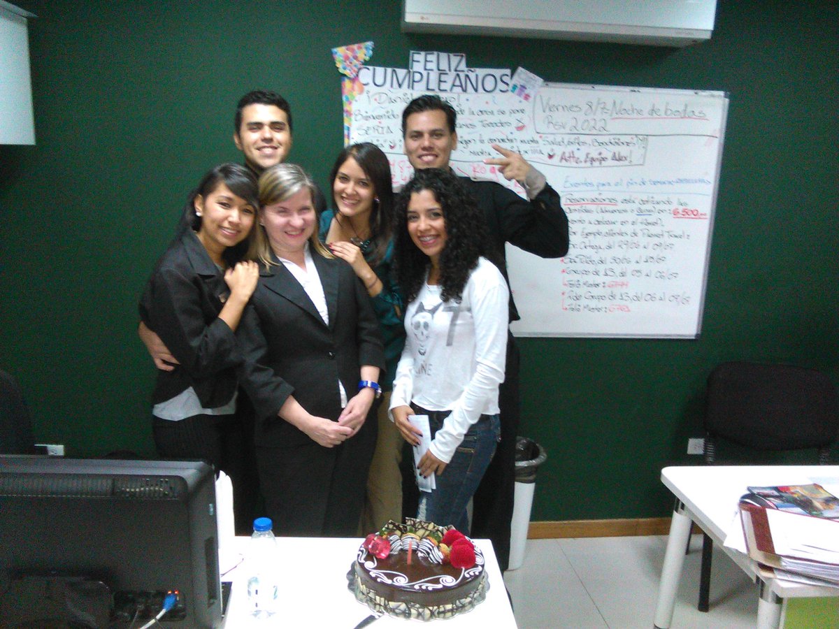 soniago64826494's tweet photo. Cumple de Dany https://t.co/tskBSK3vhJ