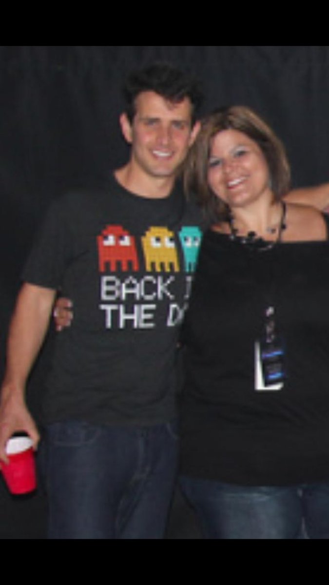 JMacIsmyCrack's tweet photo. @joeymcintyre  So..... This happened 3 years ago today! ❤️ https://t.co/2kuSU6XSAP