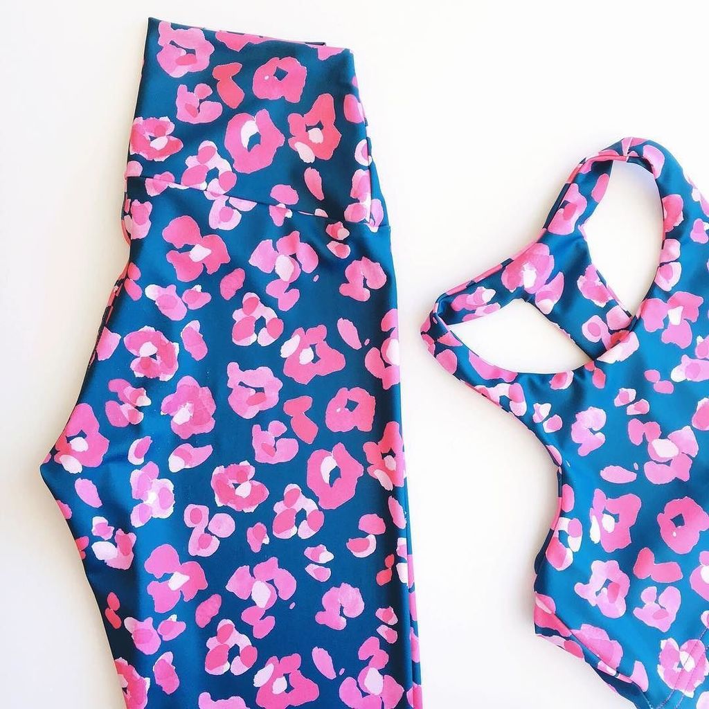 FadedHeartsShop's tweet photo. Favourite print 😍 shop https://t.co/317nwrcSRM https://t.co/MV4ltfkbEK