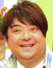 逆さまつ毛 そっくり 彦摩呂 と カツラだけで彦摩呂に扮した ブラックマヨネーズ 小杉竜一 は似ている そっくり