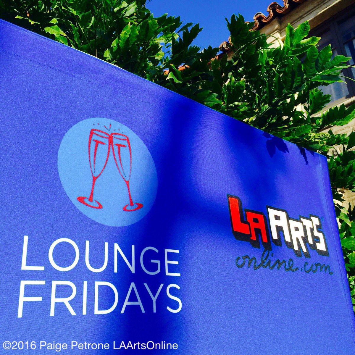 GeffenPlayhouse's tweet photo. Nite 2 tonite! @LAArtsOnlinecom: #loungefridays #bigsky #geffenplayhouse #Primosdonuts #LAArtsOnline #lookinggood https://t.co/UCPO1FAtn4