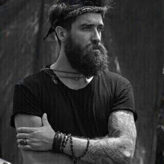 لا تحزن  فأن الله معك