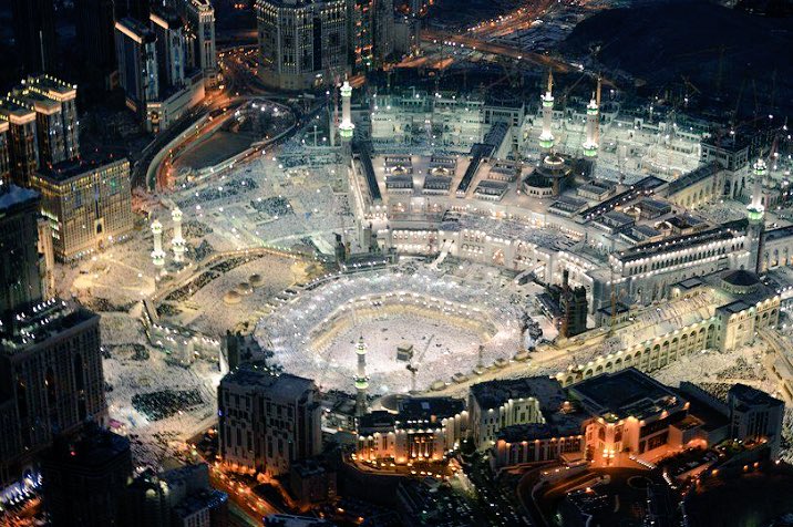 Shflut's tweet photo. 450 ألف مصل 
تحتضنهم توسعة الملك عبدالله
اللهم وسع على الملك عبدالله في قبره 
كما وسع على المسلمين في الحرم المكي https://t.co/56fpBF9wk3