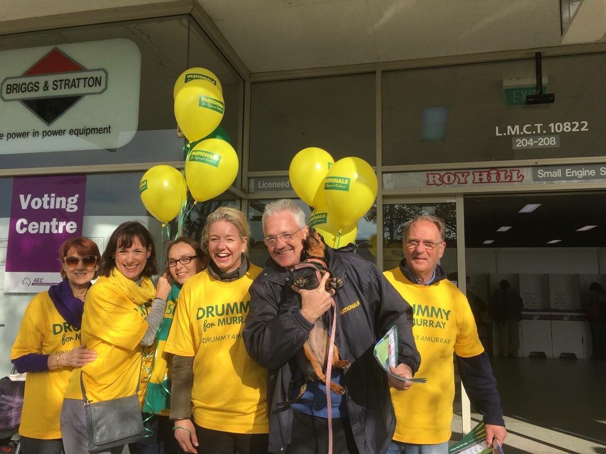 TheNationalsVic's tweet photo. We think that @frankie4murray has won this #ausvotes #dogsatpollingstations #murrayvotes https://t.co/3c35m8tPQ1