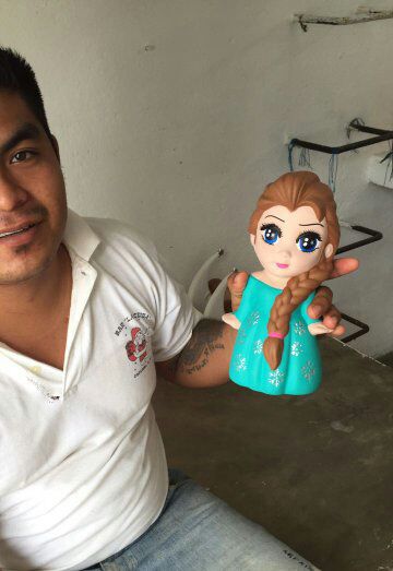 Arturo_MPulgar's tweet photo. SSP #DGPyRS Programa de #Capacitación pintura de Ceramica a Internos de #Centla en coordinación con @H_aytocentla https://t.co/Xe3IDQmBv7