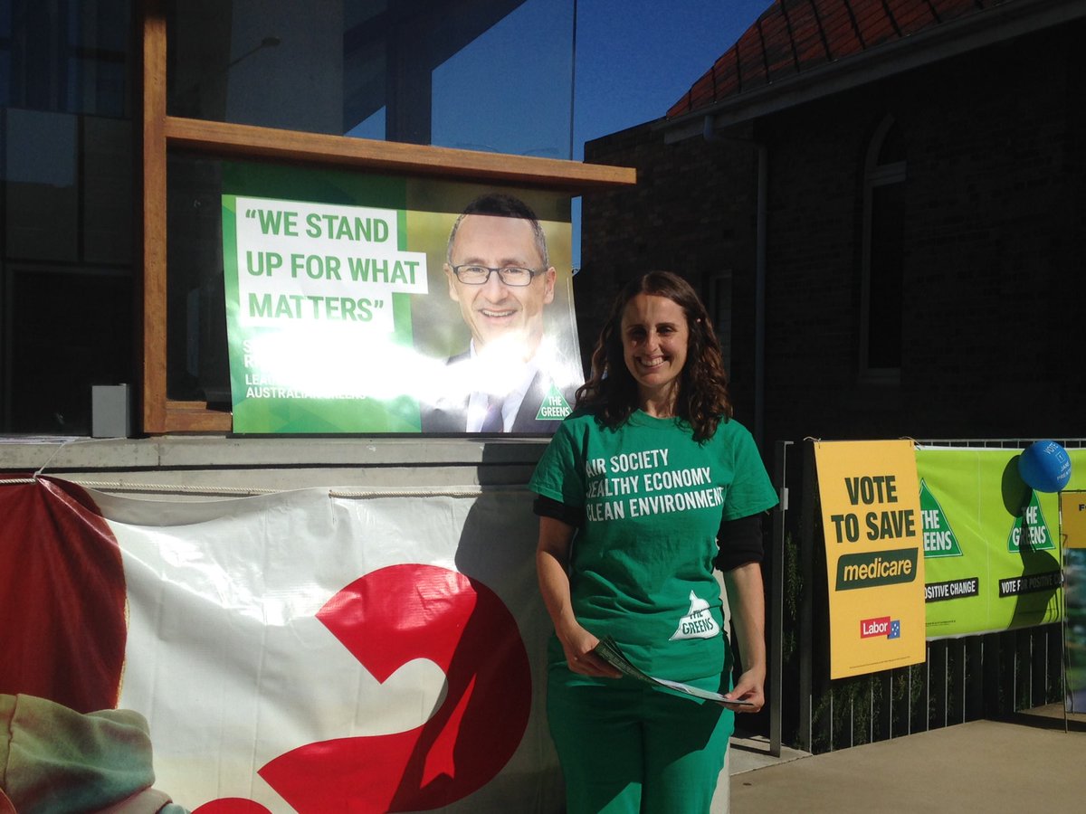 Sandrabayley's tweet photo. Lots of @Greens activity at Indooroopilly polling! #Greens16 #renewryan https://t.co/H0nzwWVHGx
