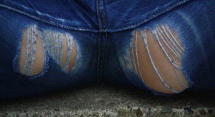 maycerz's tweet photo. #GrowingUpThick I don't even have to explain this one.. LOL https://t.co/Xu5Tav9xvT