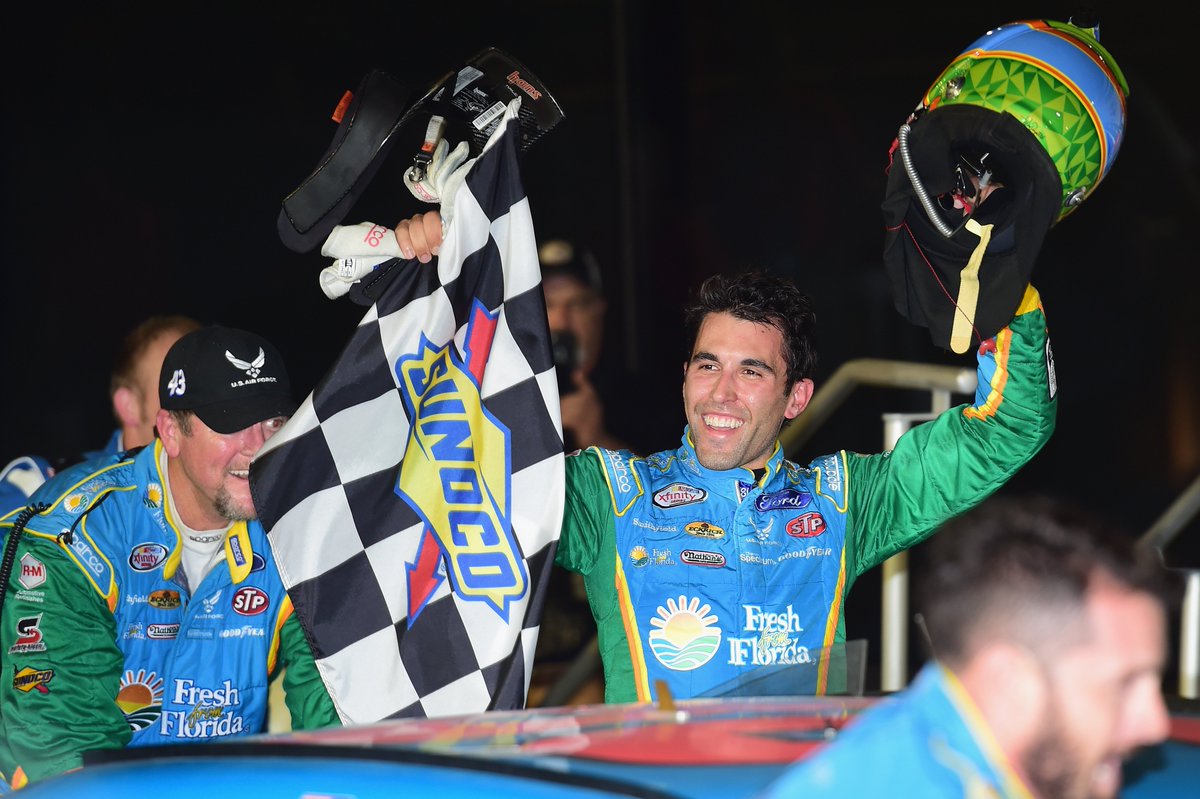 NASCAR_Xfinity's tweet image. 😃

All smiles. 

#SubwayFirecracker250