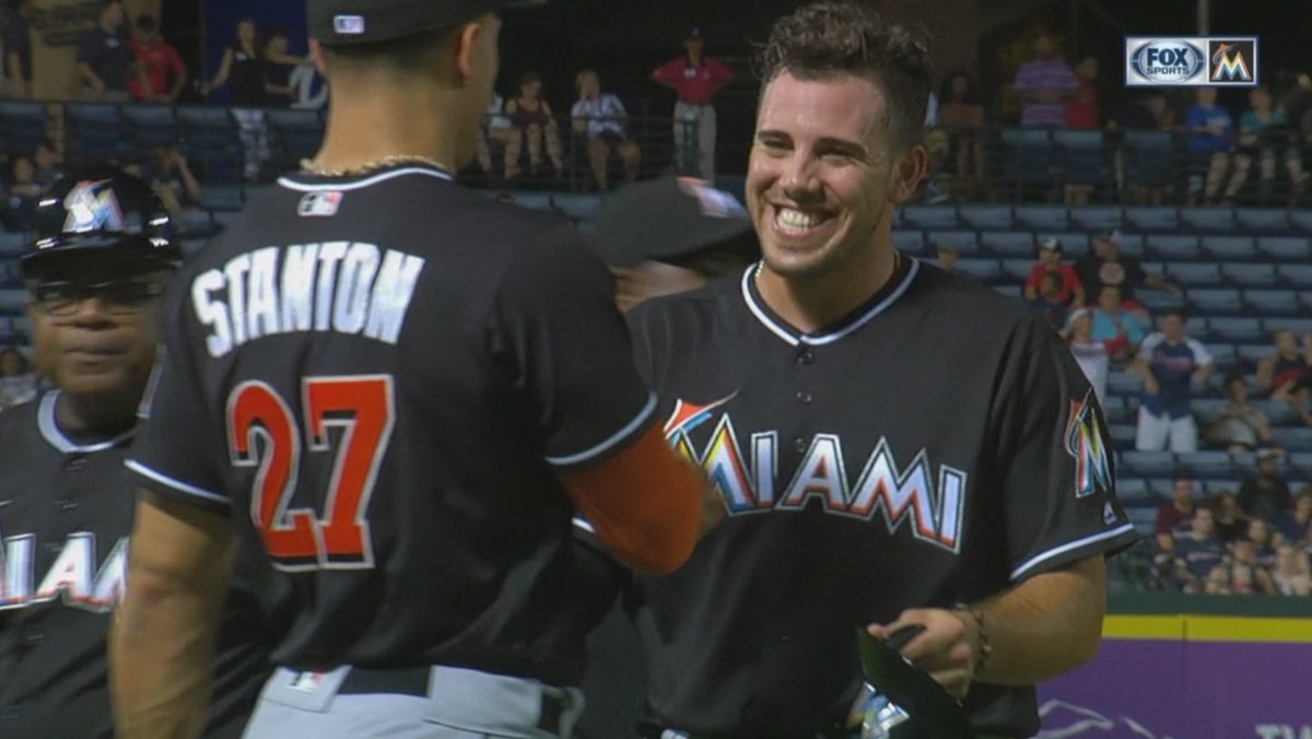 Marlins ace Jose Fernandez delivers game-winning hit in extras against the Braves  bit.ly/29codlo?utm_me… https://t.co/sKQ7mfDpGX