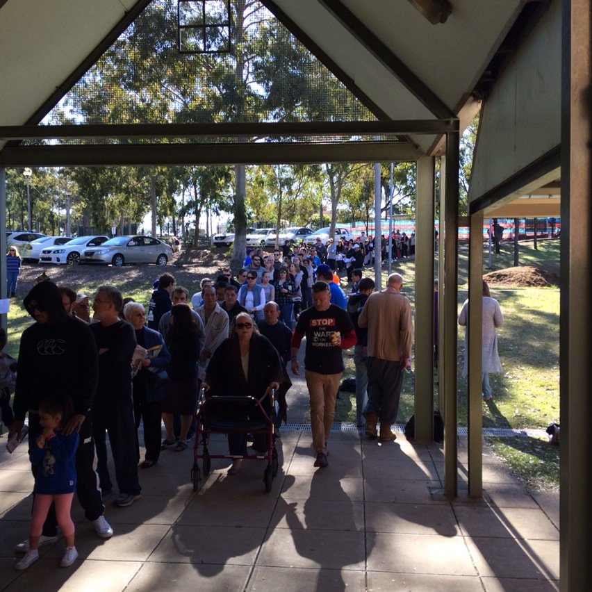 chronicle2560's tweet photo. Big queue at Raby polling station #aus votes #federalelection https://t.co/fRn7hZzEzc