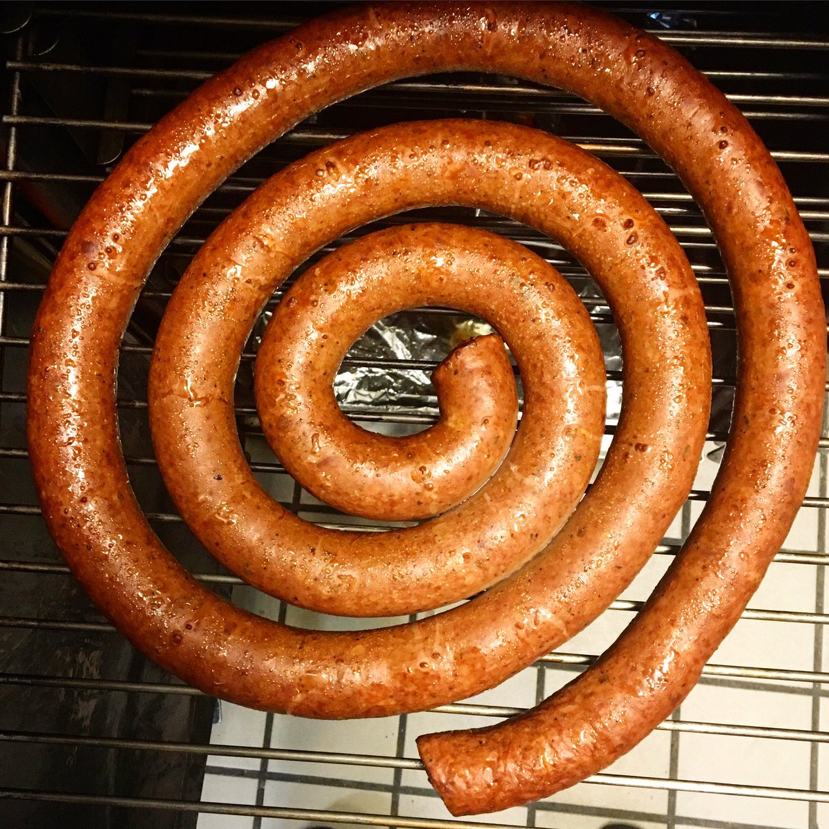 Chefkylebailey's tweet image. This is the liverwurst Fibonacci spiral. It's important, you guys.  
@sixthengine 
#meatwork #davincicode