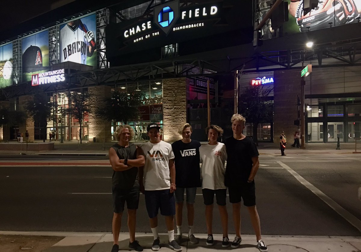 reesemoore__'s tweet image. This week was one for the books.