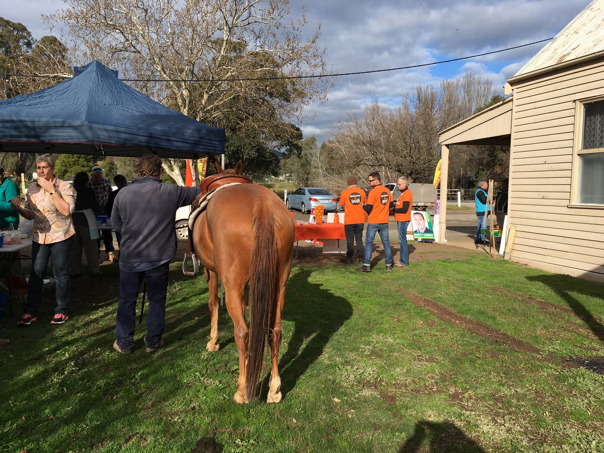 greenbus's tweet photo. .@BabsNation I'm here in #Yarck. If you are nearby we can catch up #IndiVotes https://t.co/Sk6r2y8Xxw