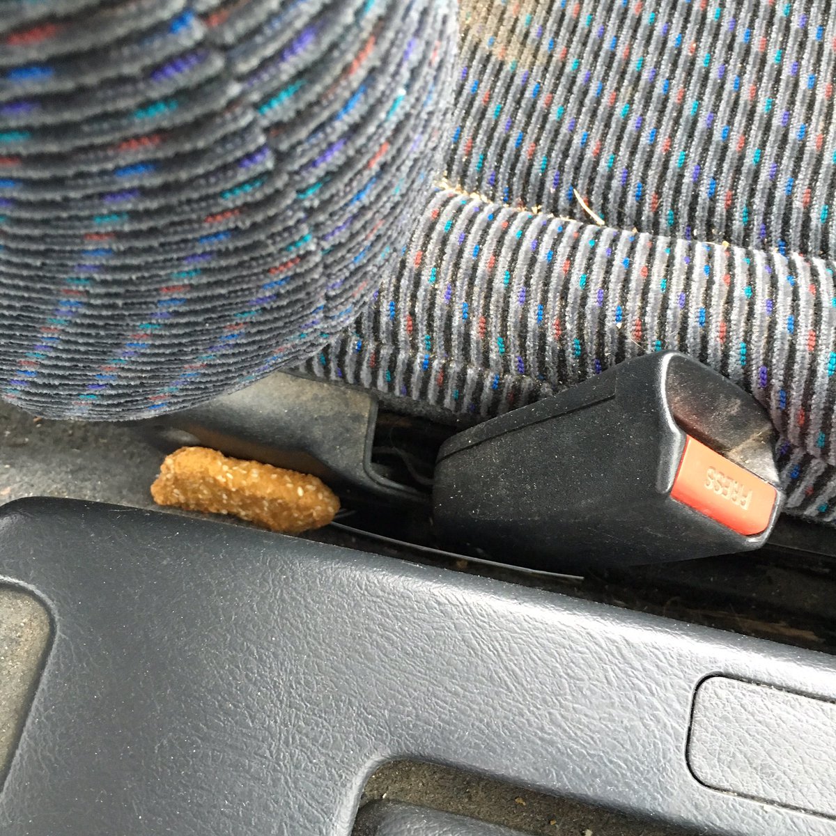 darthbater19's tweet photo. Found a nugget between the seats from last weekend, shattered really. #cheeseynuggets https://t.co/JBIhb1r36m