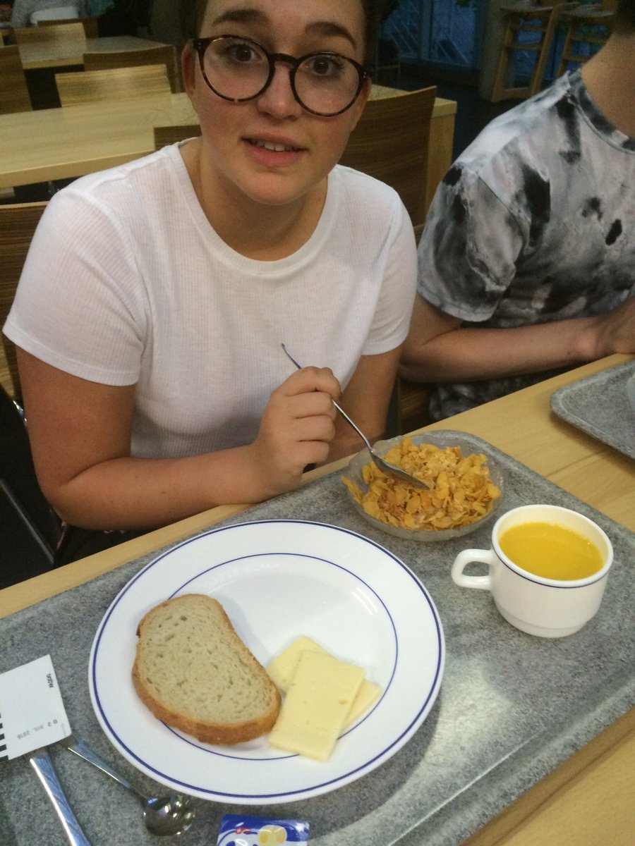 amersham_sci's tweet photo. Breakfast before CERN. #brexitfast https://t.co/k8bzqzuCSI