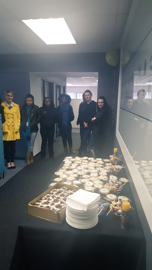 esri04's tweet photo. #EYDay Bloem https://t.co/g2PgOcpPEL