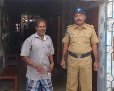 dummytalkies's tweet image. #SwathiMurderCase Mansion Watchman #Gopal acted as d backbone n finding #Ramkumar.. Should appreciate his bravery