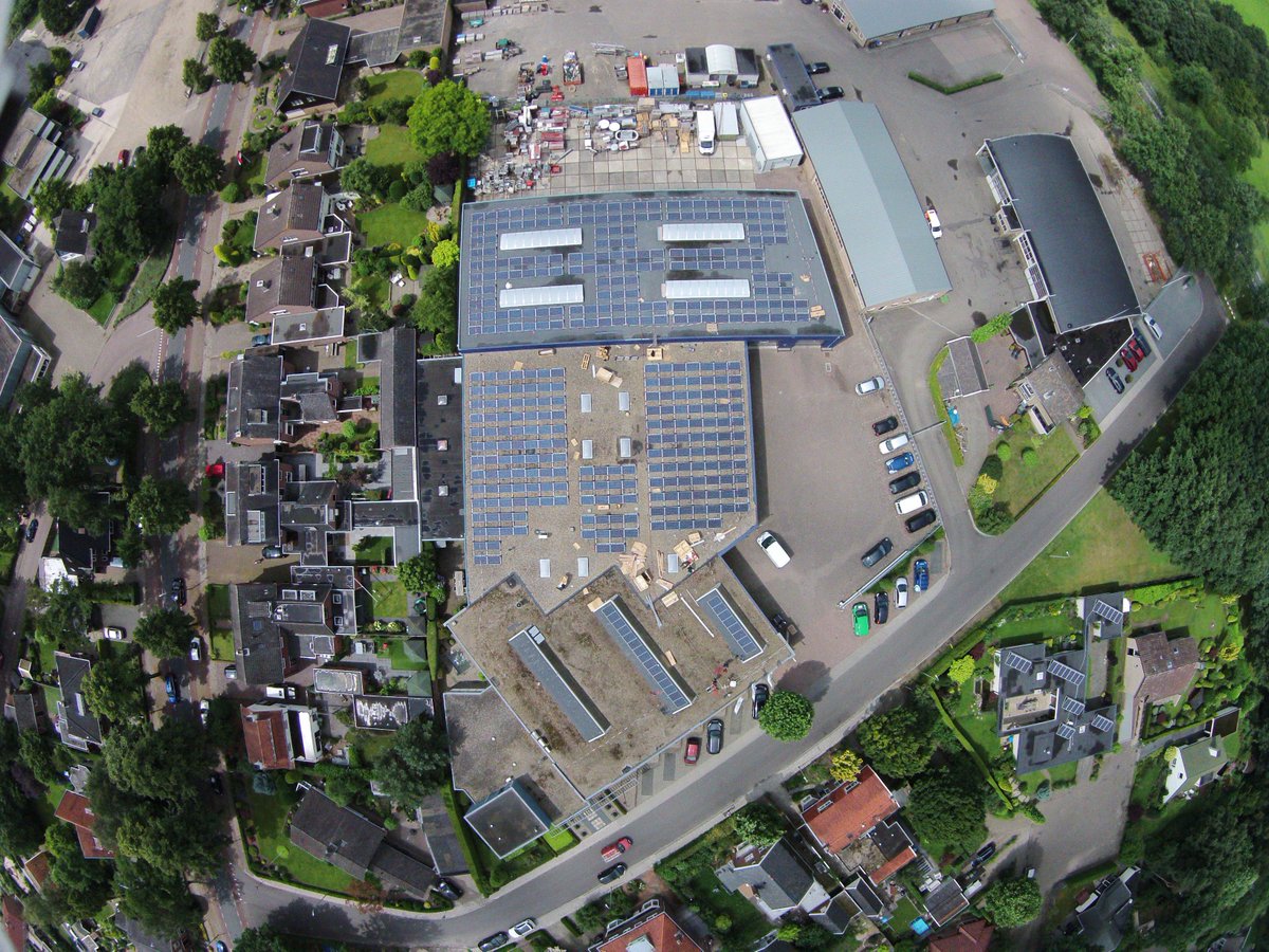 lesscherinstall's tweet photo. Zonnepanelen @vanUhmbv Borne en Solar test van Pv panelen. #solartest #lesscher https://t.co/pBc4JSaJqM https://t.co/nenuPXNenH