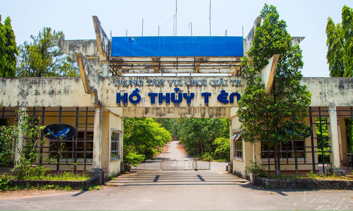 Uutta postausta blogissa, Ho Thuy Tien hylätty vesipuisto Vietnamin Huessa: rantapallo.fi/meianmatka/201… #rantapallo