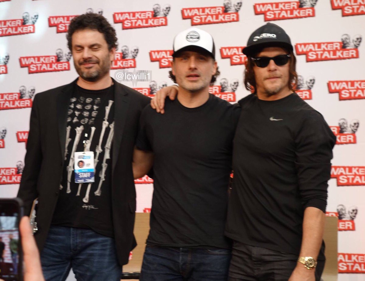 lcwilli1's tweet photo. Have a great weekend #TWDFamily ☀️ #AndrewLincoln #NormanReedus #TomPayne #LorenzoHenrie #AndrewJWest #ExitPhotos https://t.co/rmT5UspkkF