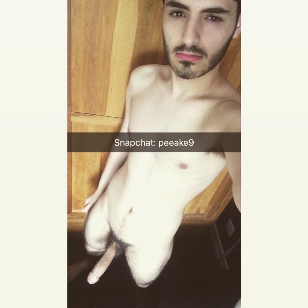 hotguysshare's tweet photo. Straight guy https://t.co/A9wFYOLErX