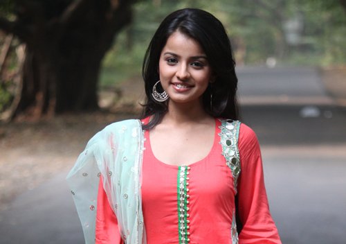 indiaforums's tweet photo. .@Mahima12Makwana To make her Big Screen Debut!
https://t.co/DWqtHEX1Pz https://t.co/idjyw6OAJD
